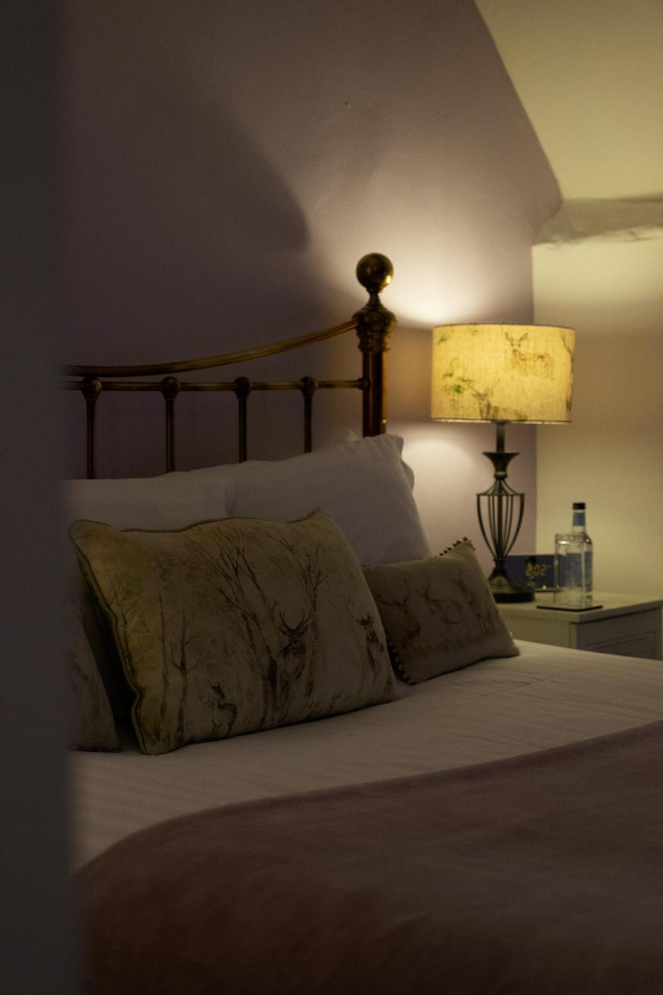 Kings Arms Hotel Abergavenny Exteriér fotografie